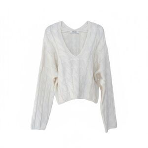 Double Zero white cable knit sweater size L